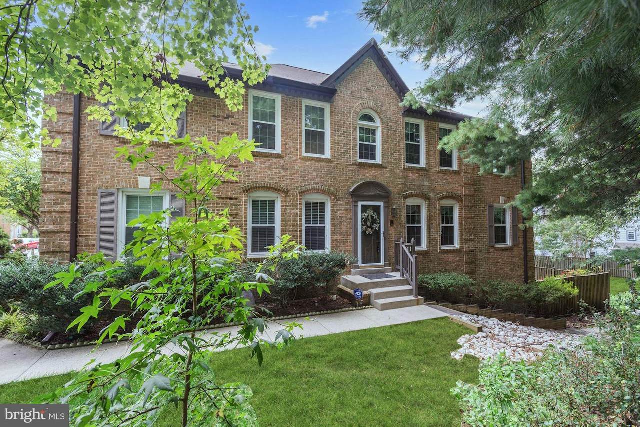 1025 Boom Court - Photo 1