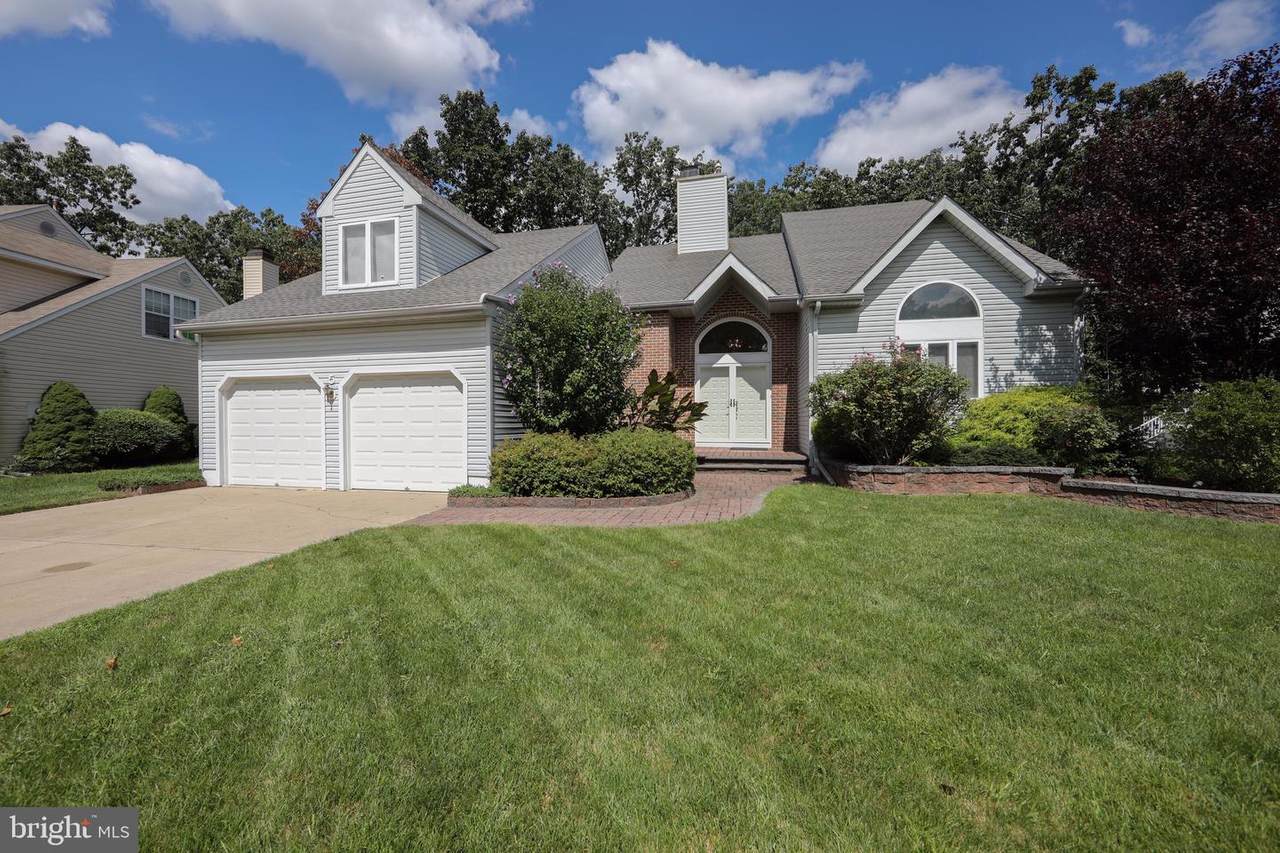 5 Aberdeen Drive - Photo 1