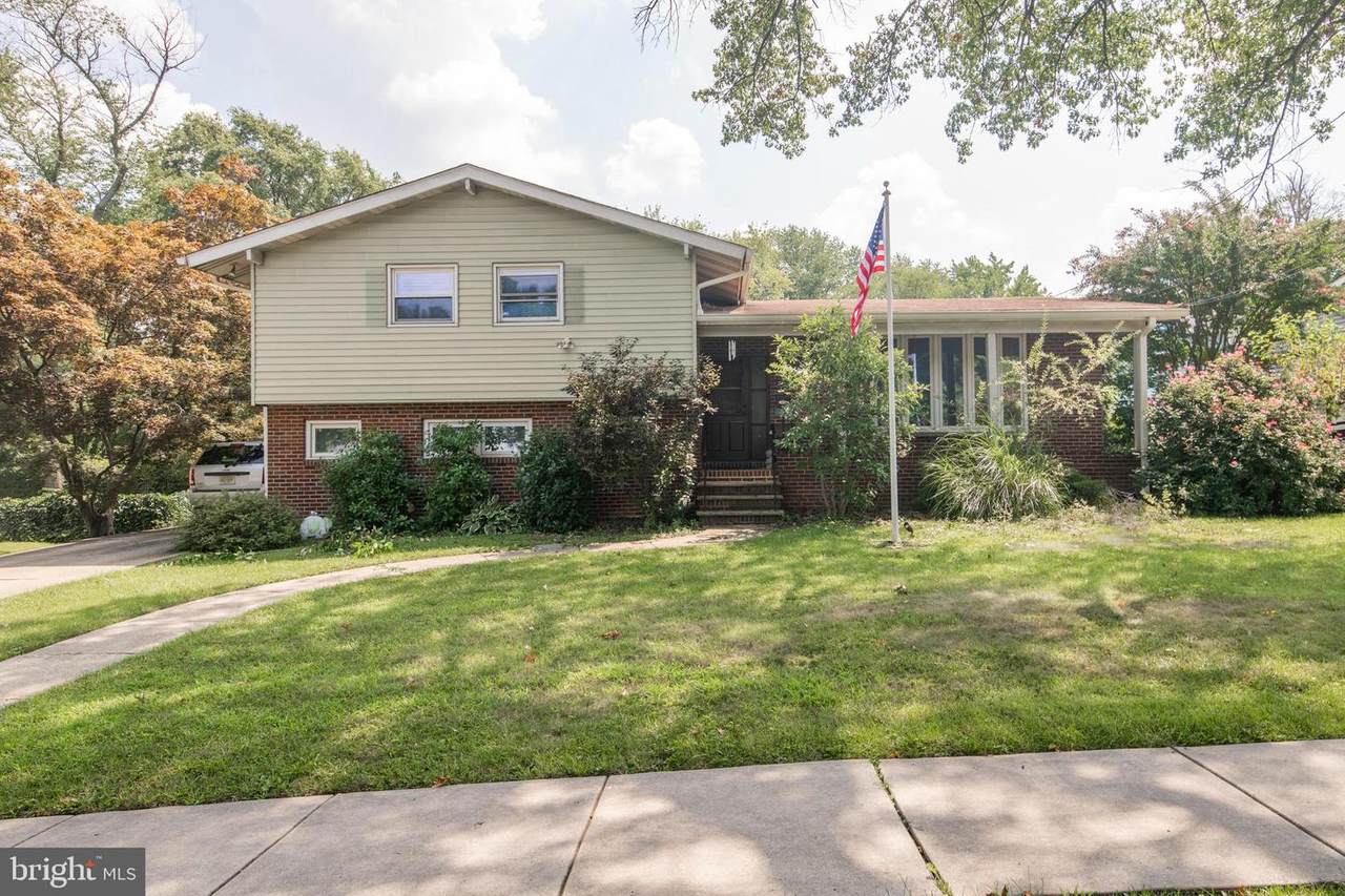 142 Holly Avenue - Photo 1