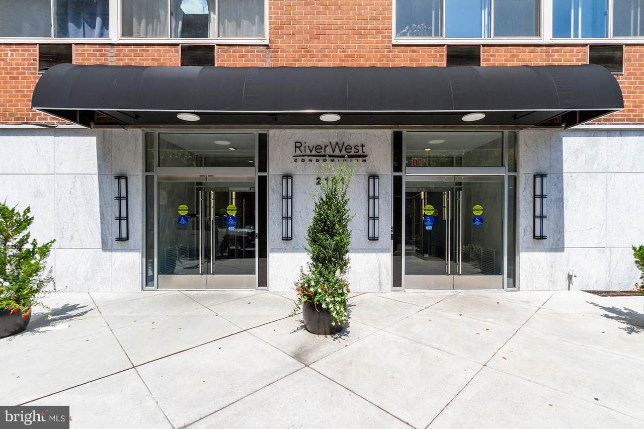 2101 Chestnut Street - Photo 1