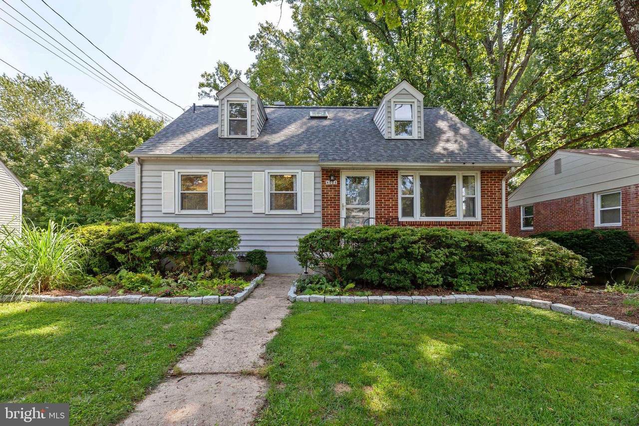 4006 Spruell Drive - Photo 1