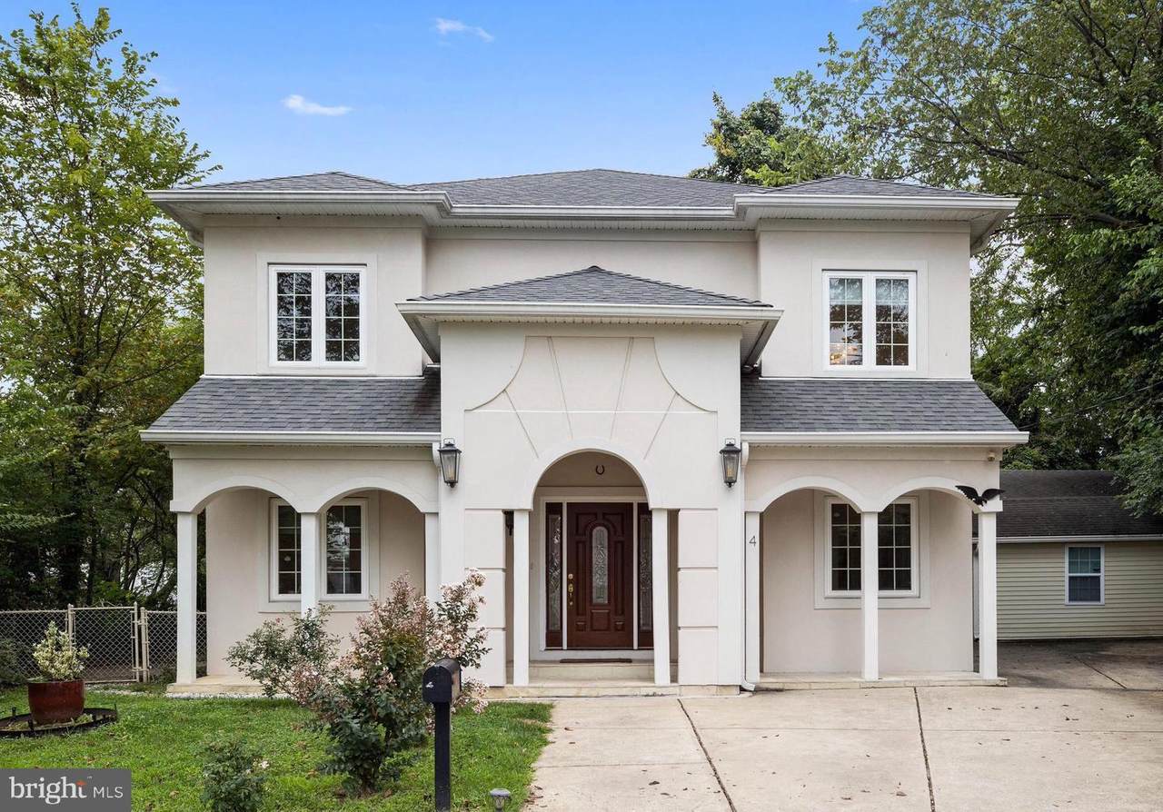 4 Burgundy Court - Photo 1