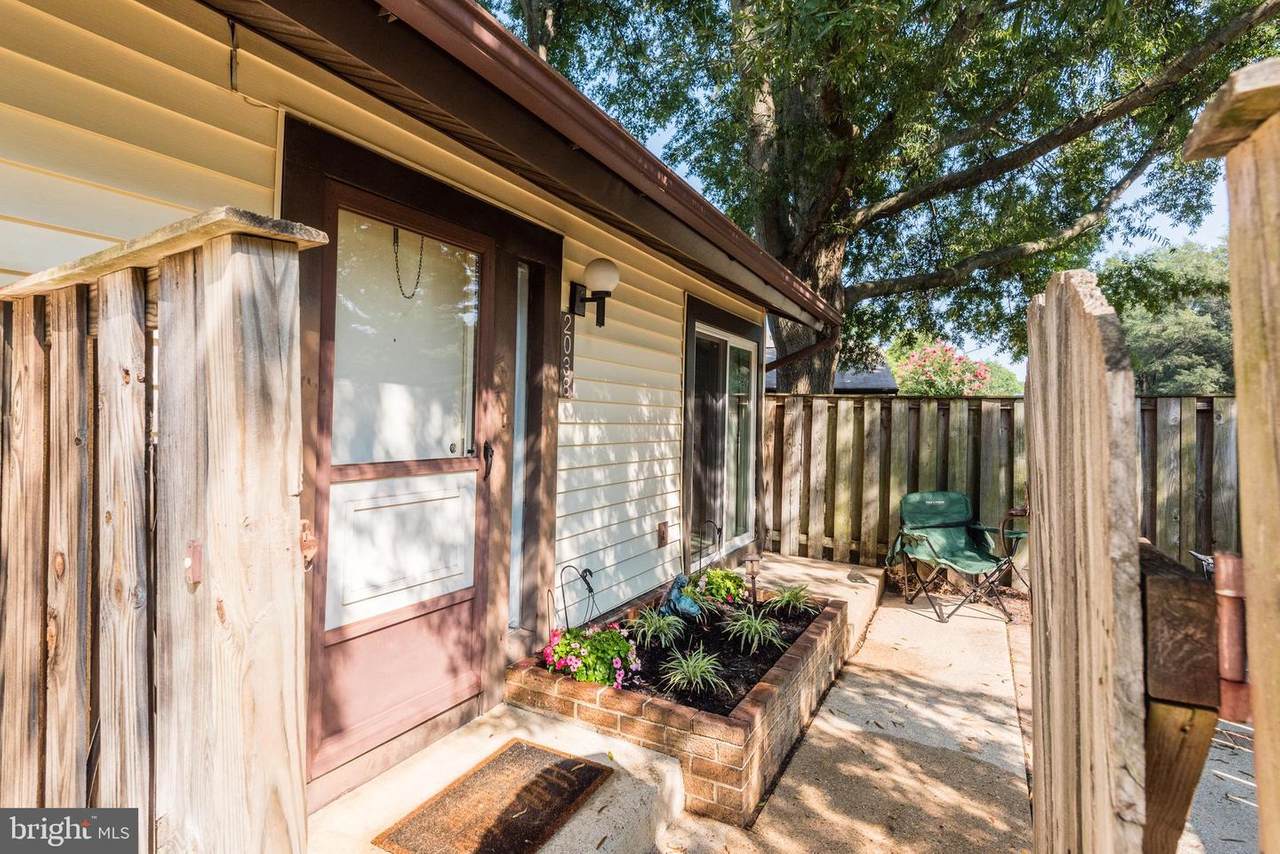 2038 Aberdeen Drive - Photo 1