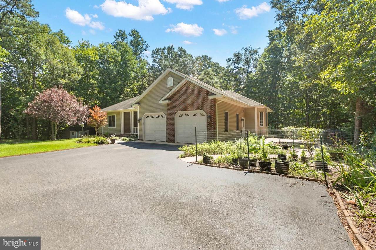 46499 Porto Bello Court - Photo 1