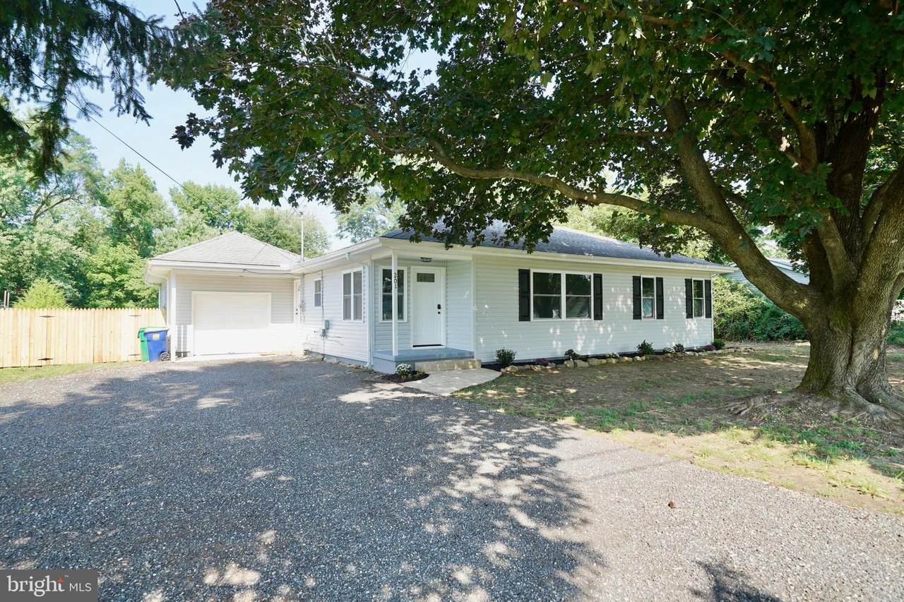 201 Wilson Avenue - Photo 1