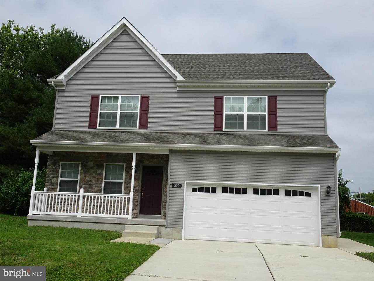 800 10TH Street - Photo 1