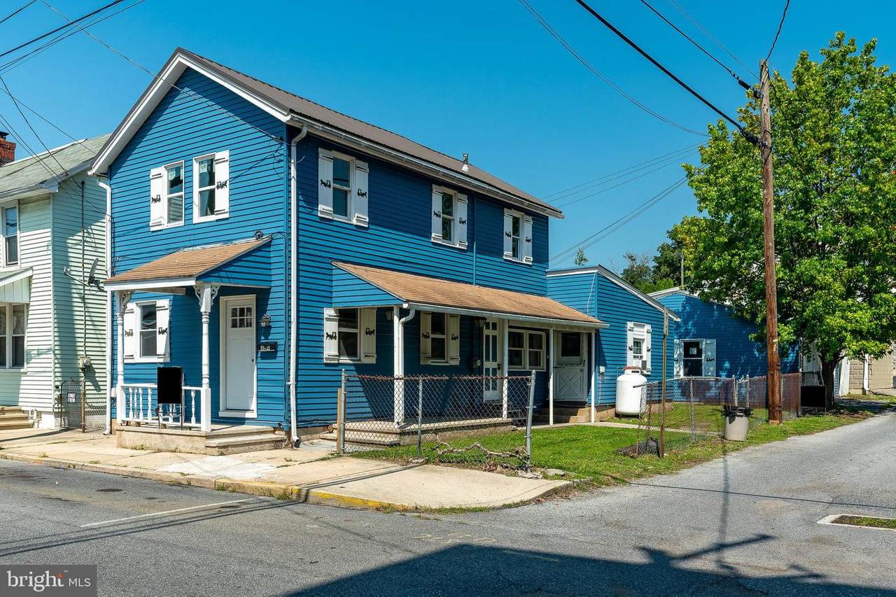 819 Water Street - Photo 1