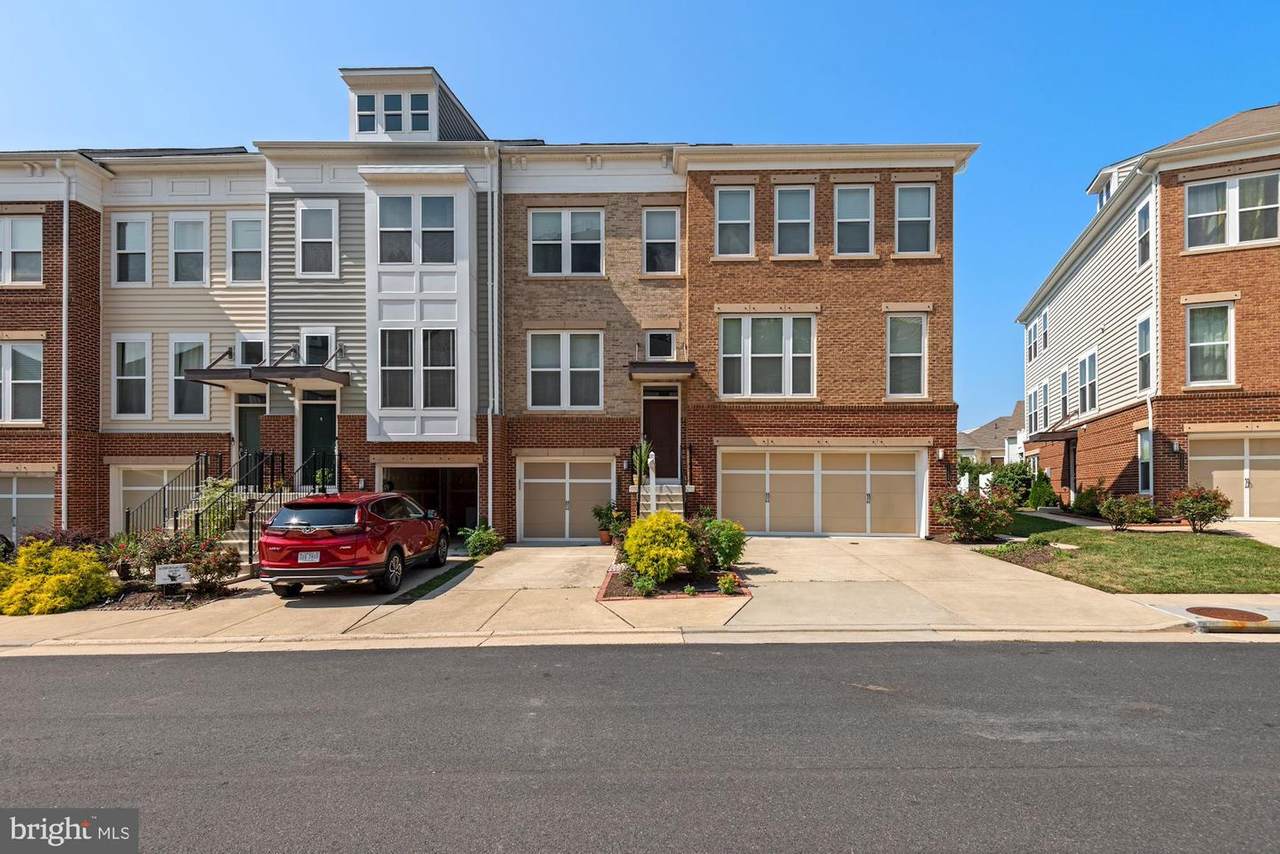 42646 New Dawn Terrace - Photo 1