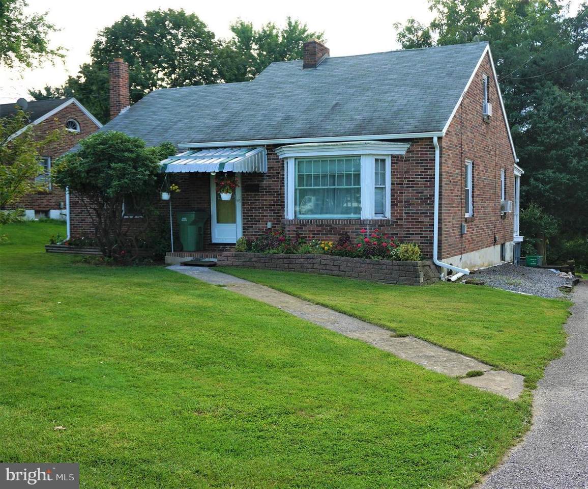 54 York Road - Photo 1