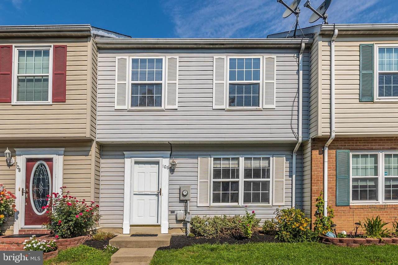 106 Old Oak Place - Photo 1