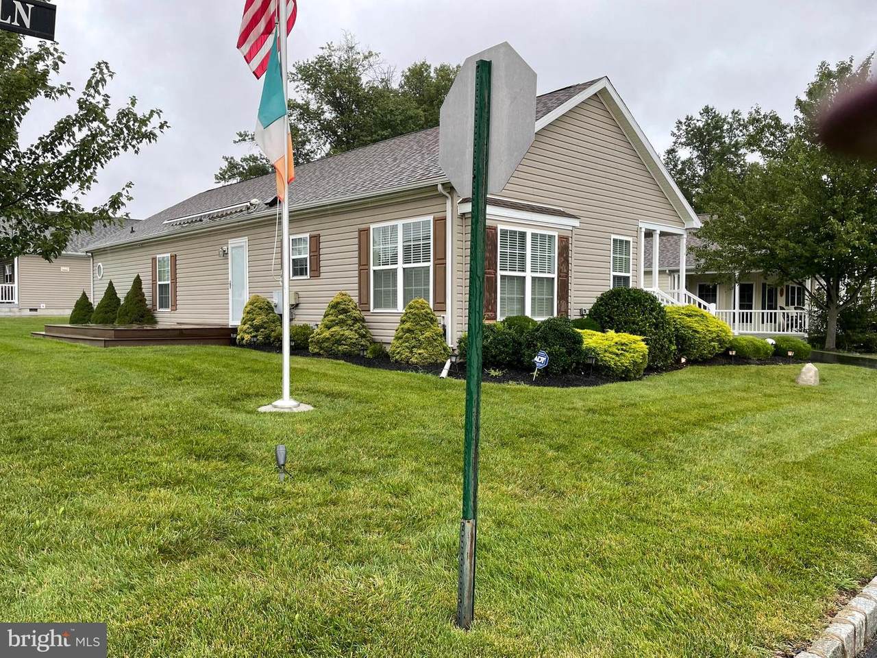 514 Laurel Lane - Photo 1
