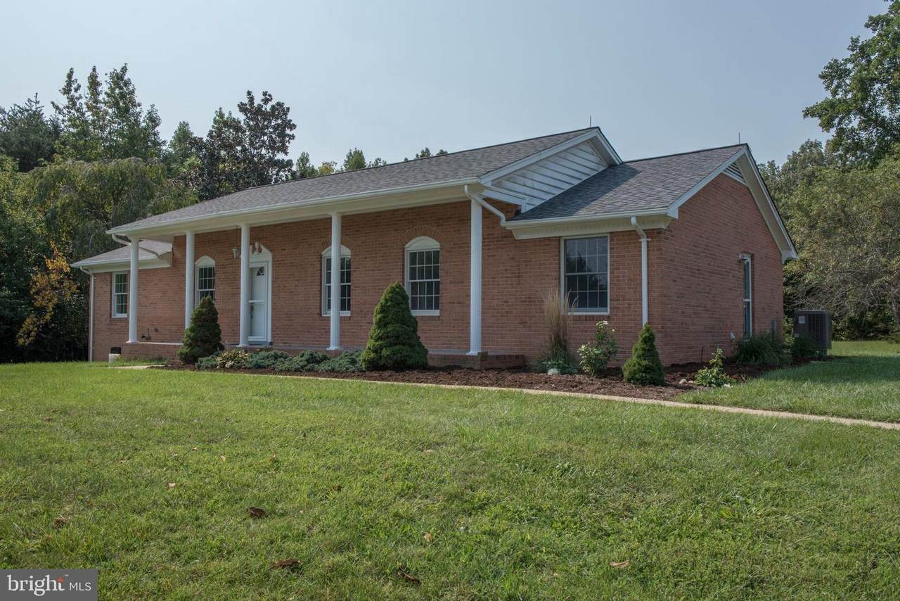 1877 Warrenton Road - Photo 1