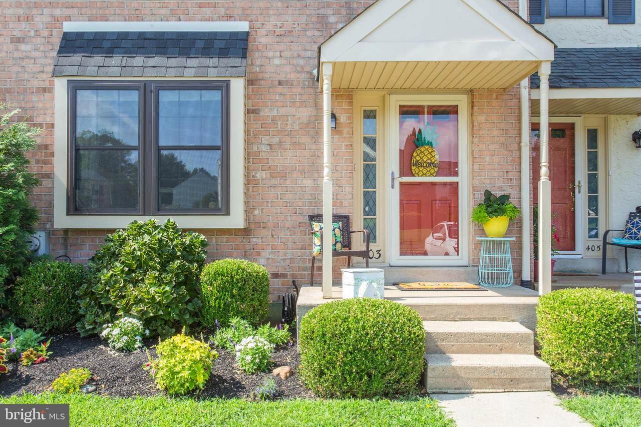 403 Carpenter Circle - Photo 1