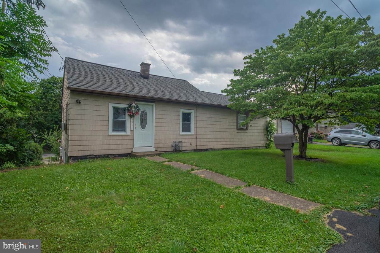 4411 Marblehead Street - Photo 1