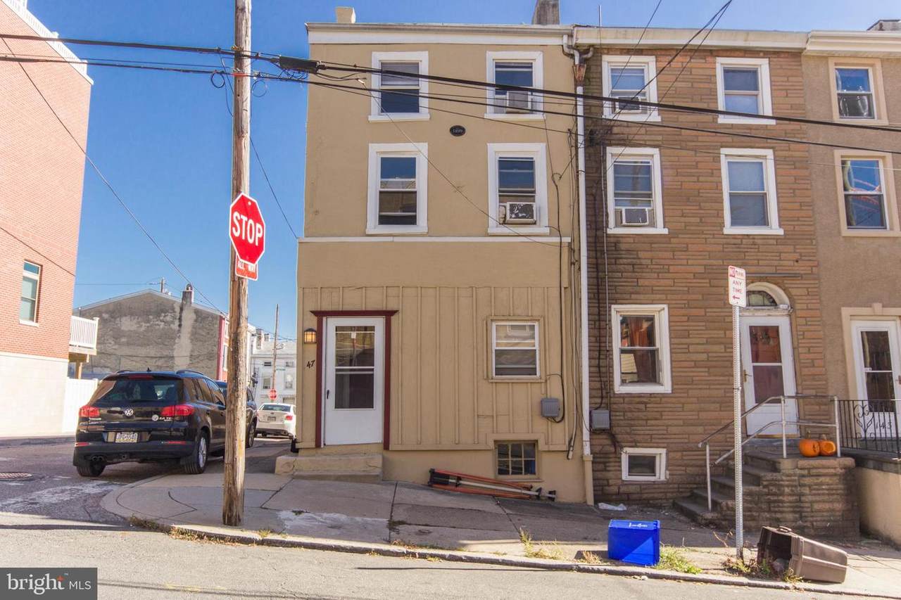 147 Green Lane - Photo 1