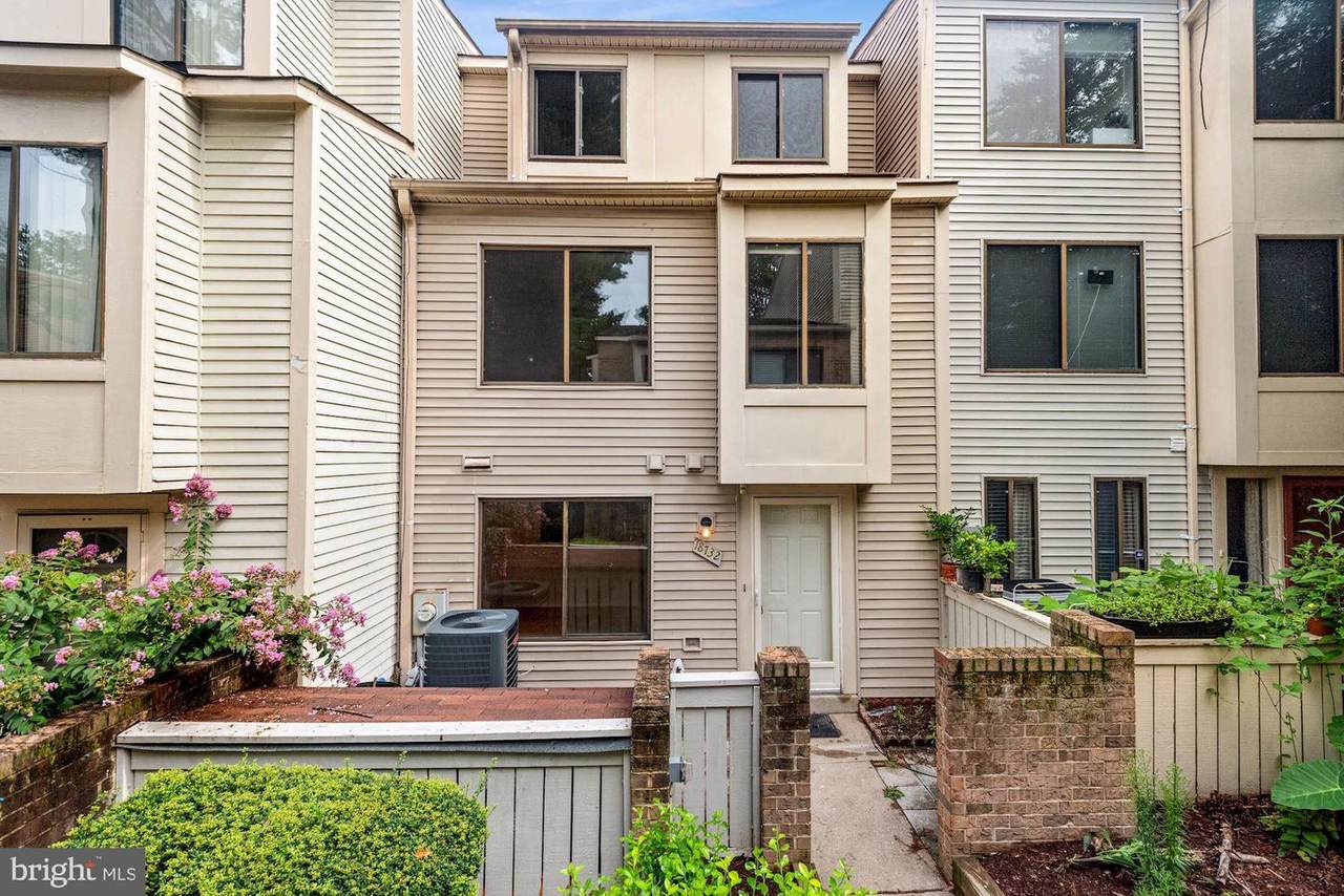 18732 Nathans Place - Photo 1