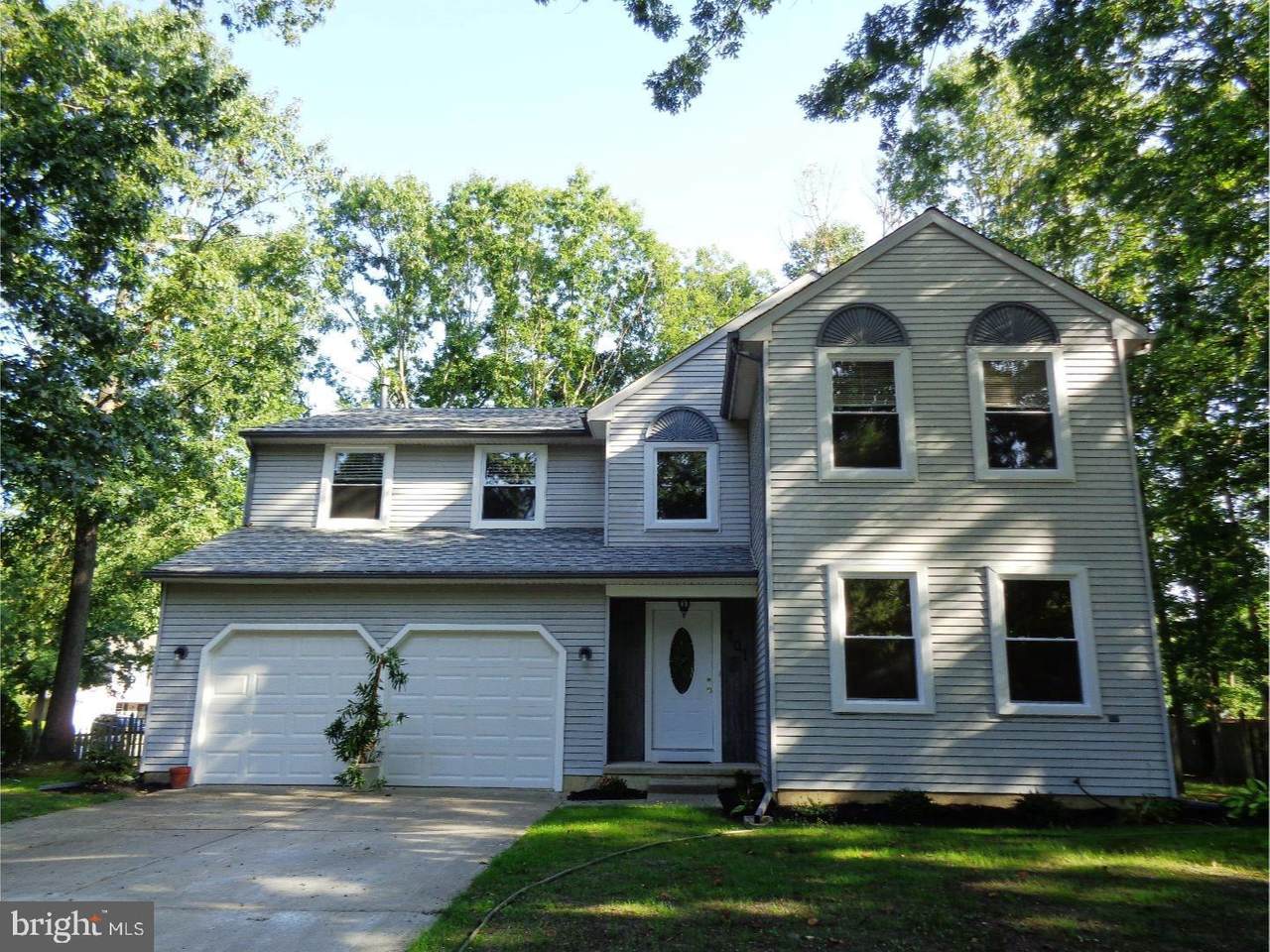 101 Ebbetts Drive - Photo 1