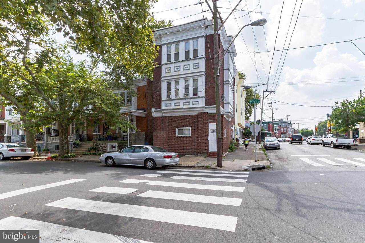 5052 Aspen Street - Photo 1