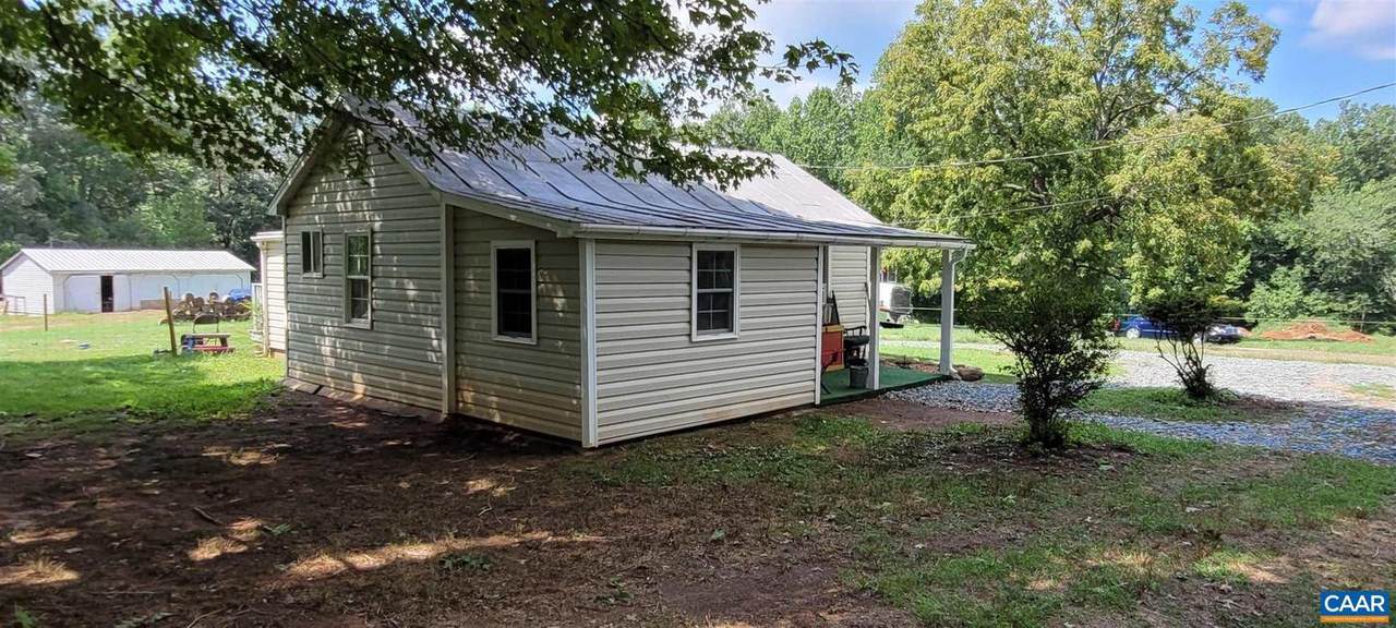 4654 Amicus Rd - Photo 1