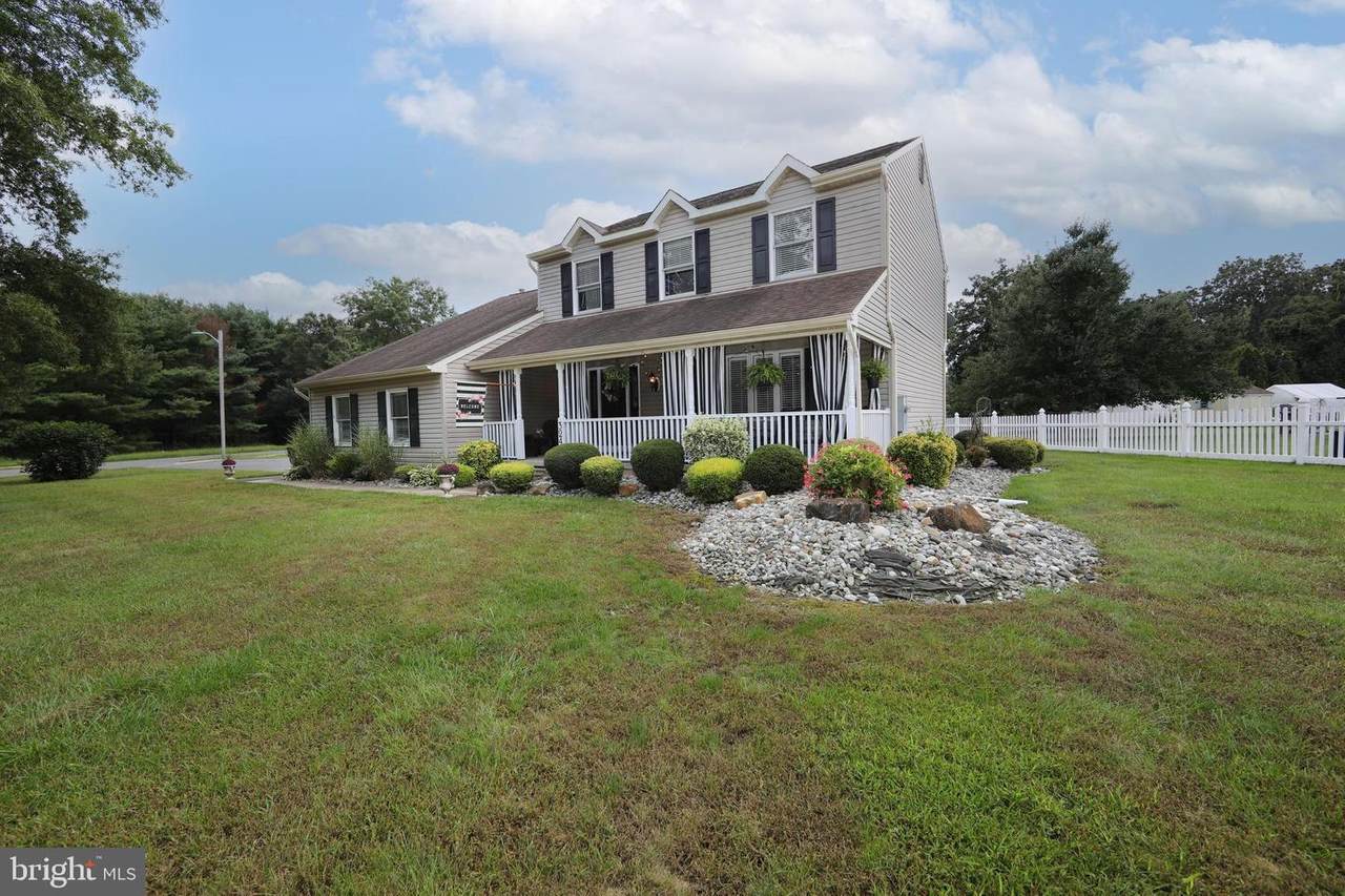 324 Winding Way - Photo 1