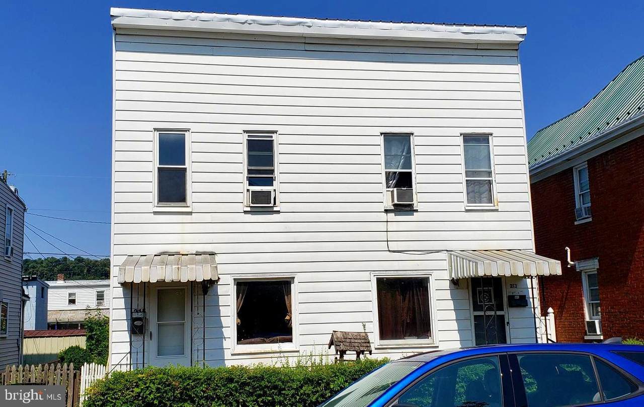 213 Grand Avenue - Photo 1
