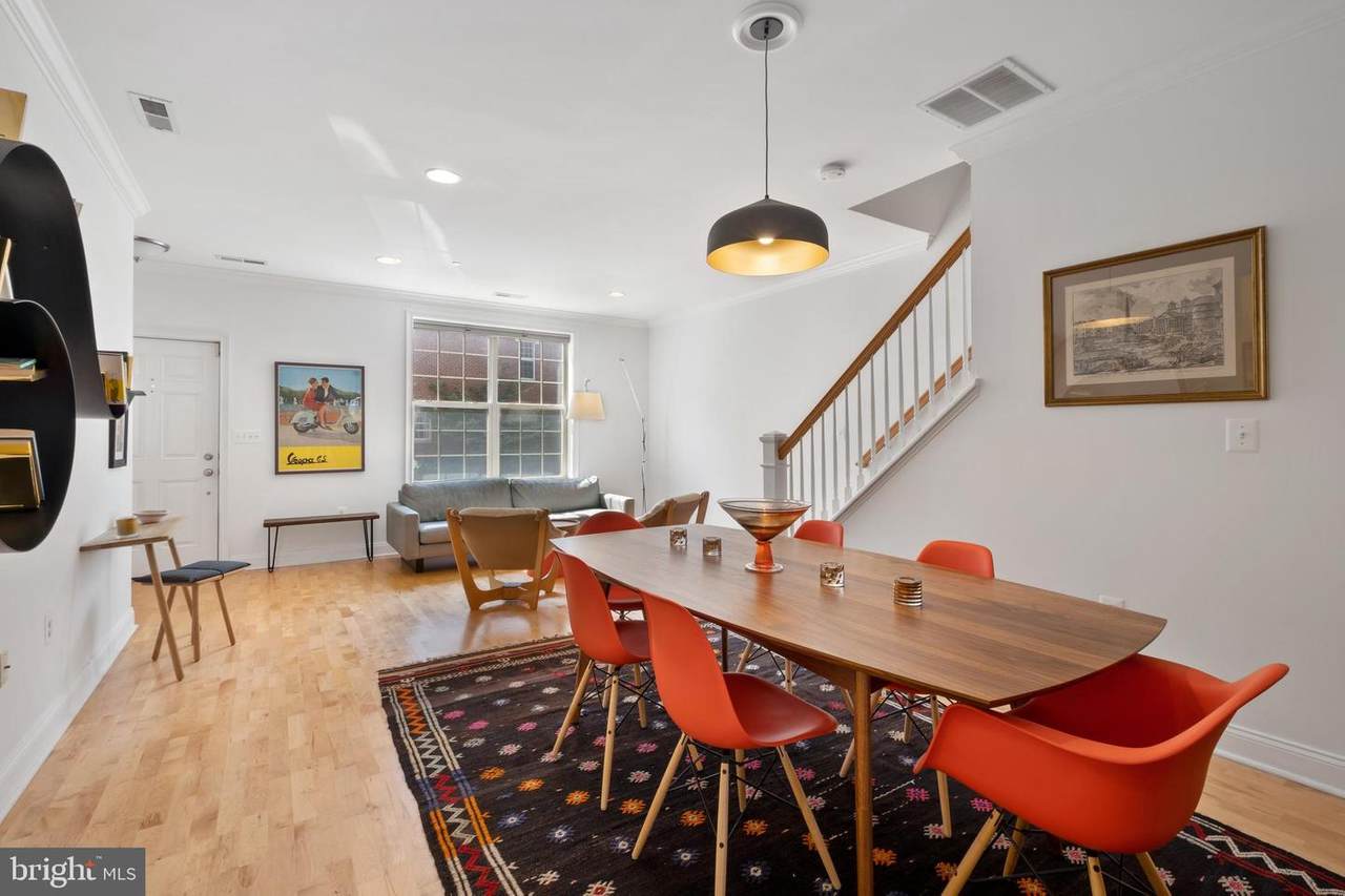 607 Captains Way - Photo 1