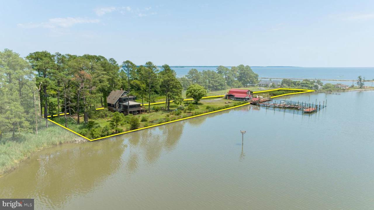 16127 Piney Point Road - Photo 1