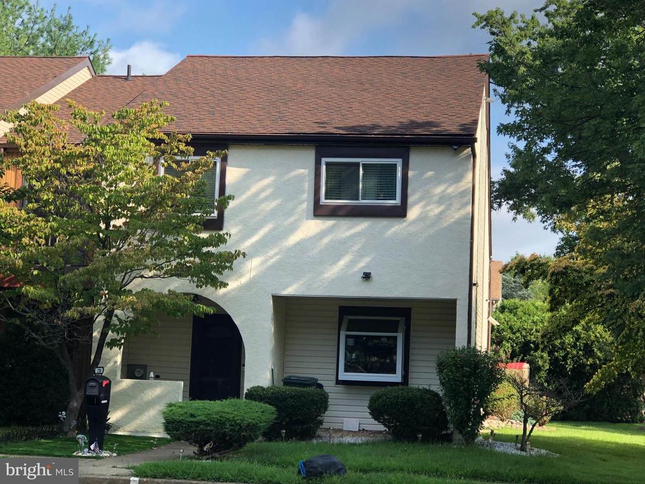 270 Clinton Court - Photo 1