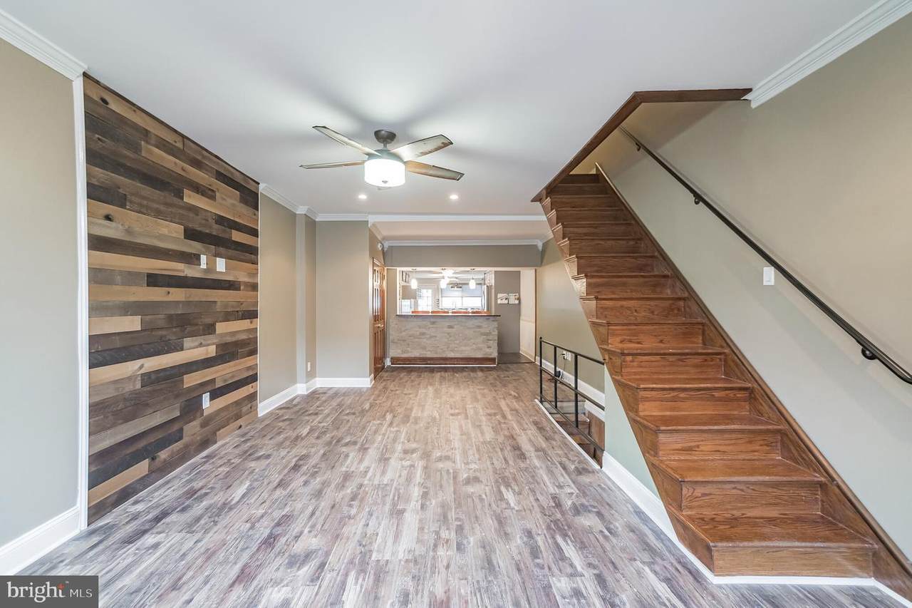 2502 Somerset Street - Photo 1