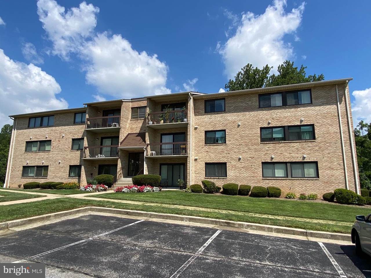 3 Summit Hill Court - Photo 1