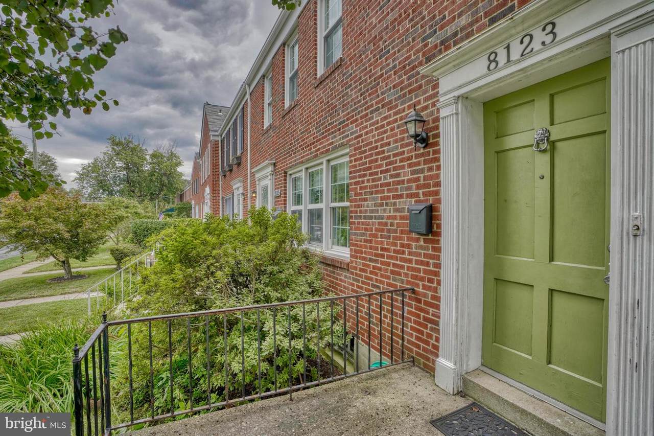 8123 Barksdale Road - Photo 1