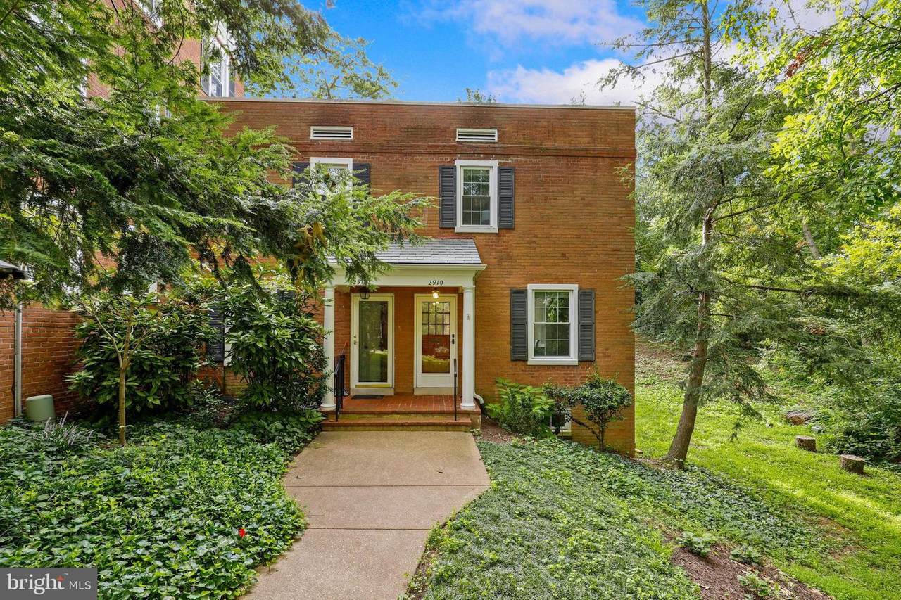2910 Dinwiddie Street - Photo 1