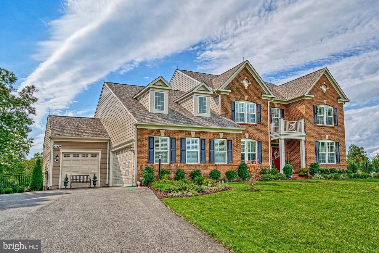 6914 Chelnham Court - Photo 1