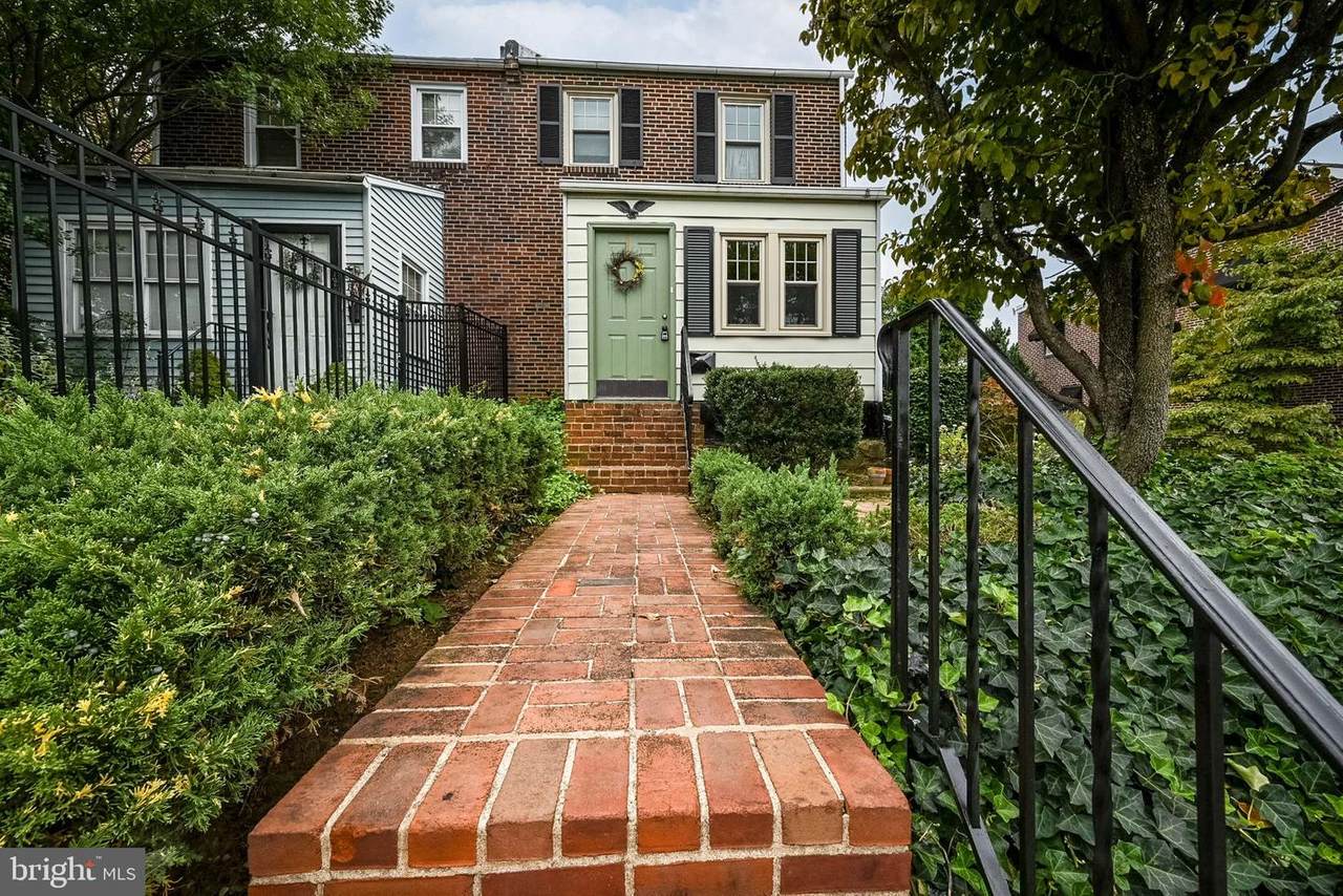 1714 Beech Street - Photo 1