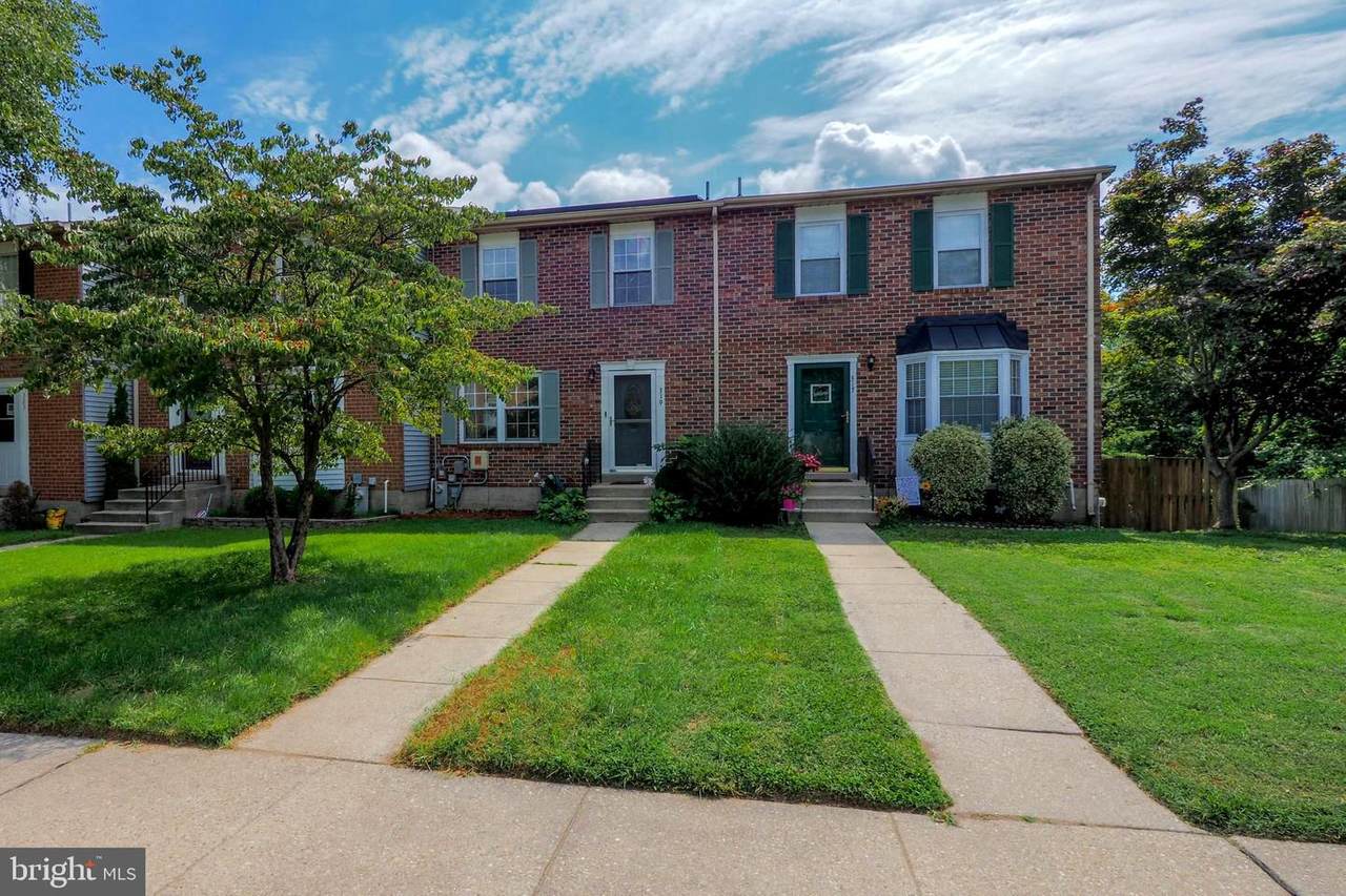 319 Cool Breeze Court - Photo 1