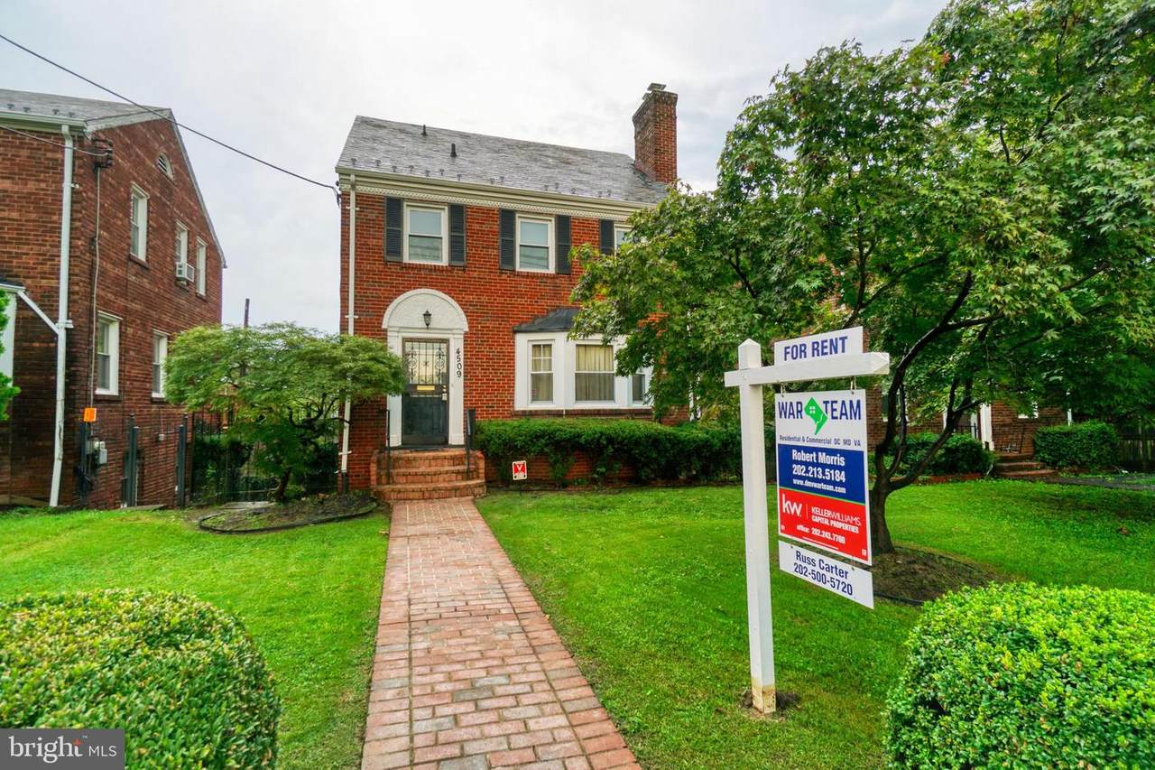 4509 Sargent Road - Photo 1