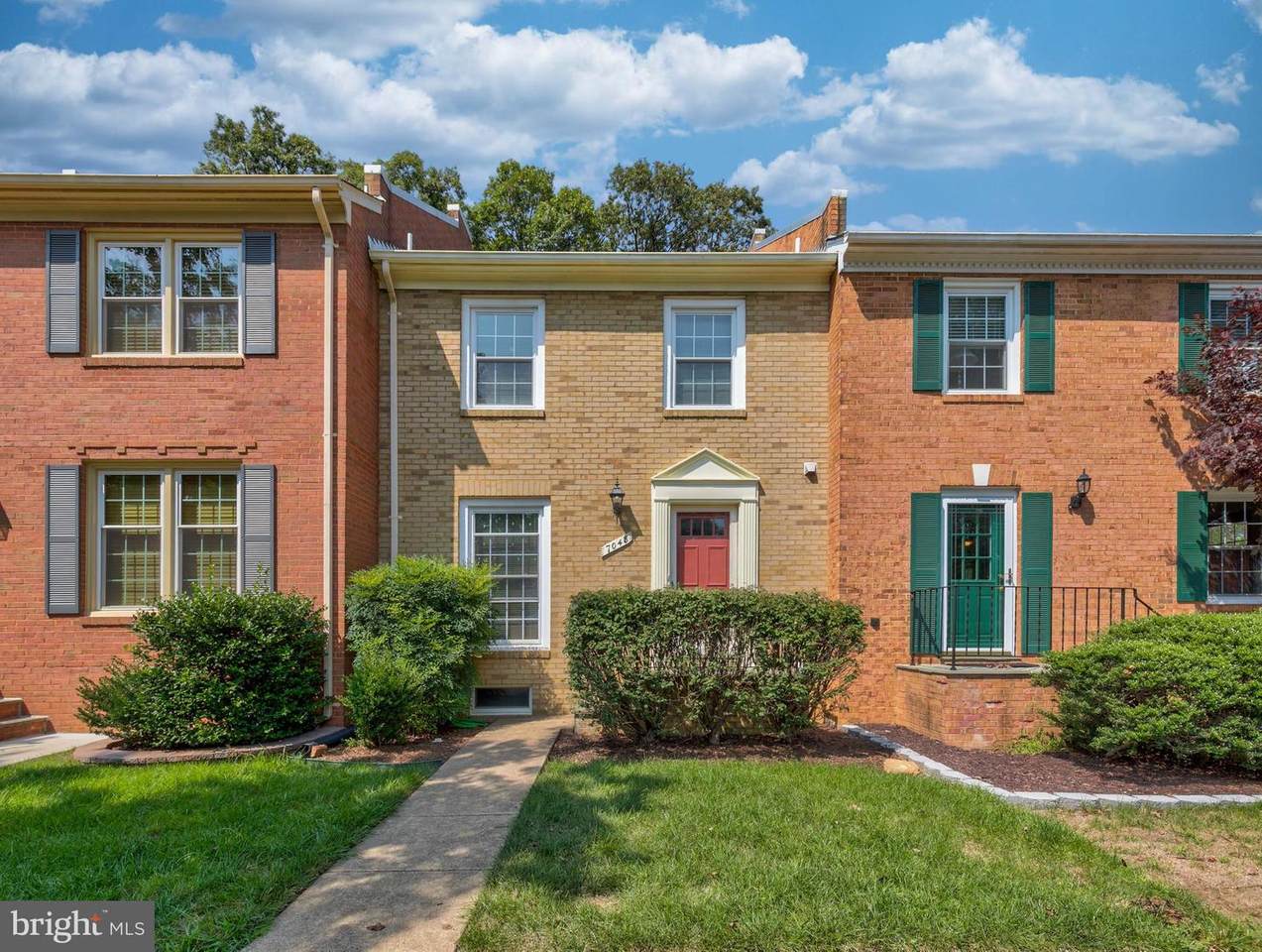 7048 Leestone Street - Photo 1