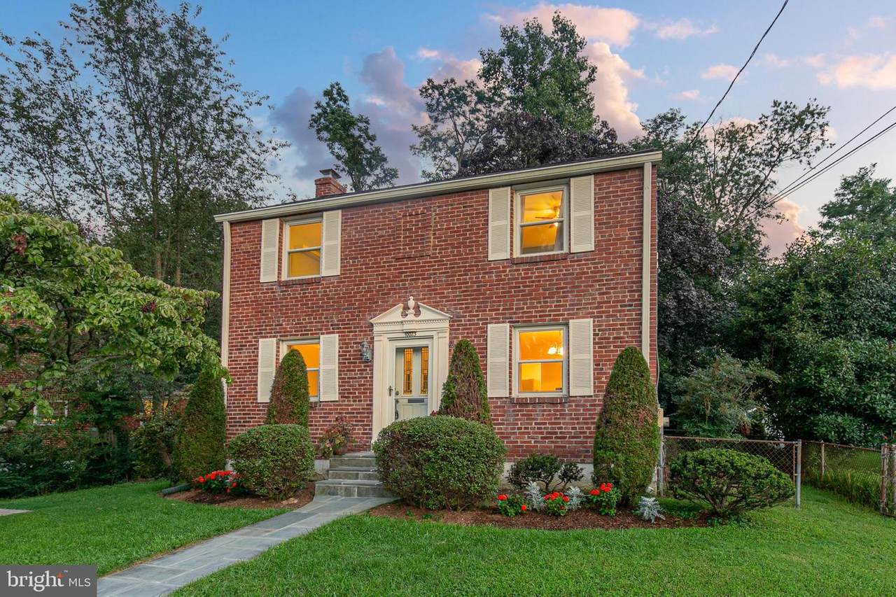 10023 Tenbrook Drive - Photo 1