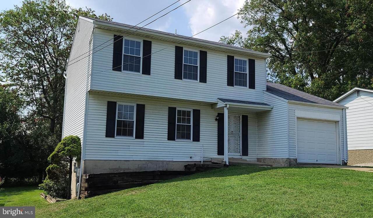 716 Kent Avenue - Photo 1