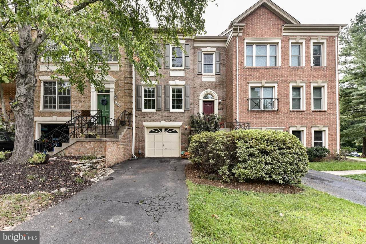 5207 Woodfield Drive - Photo 1