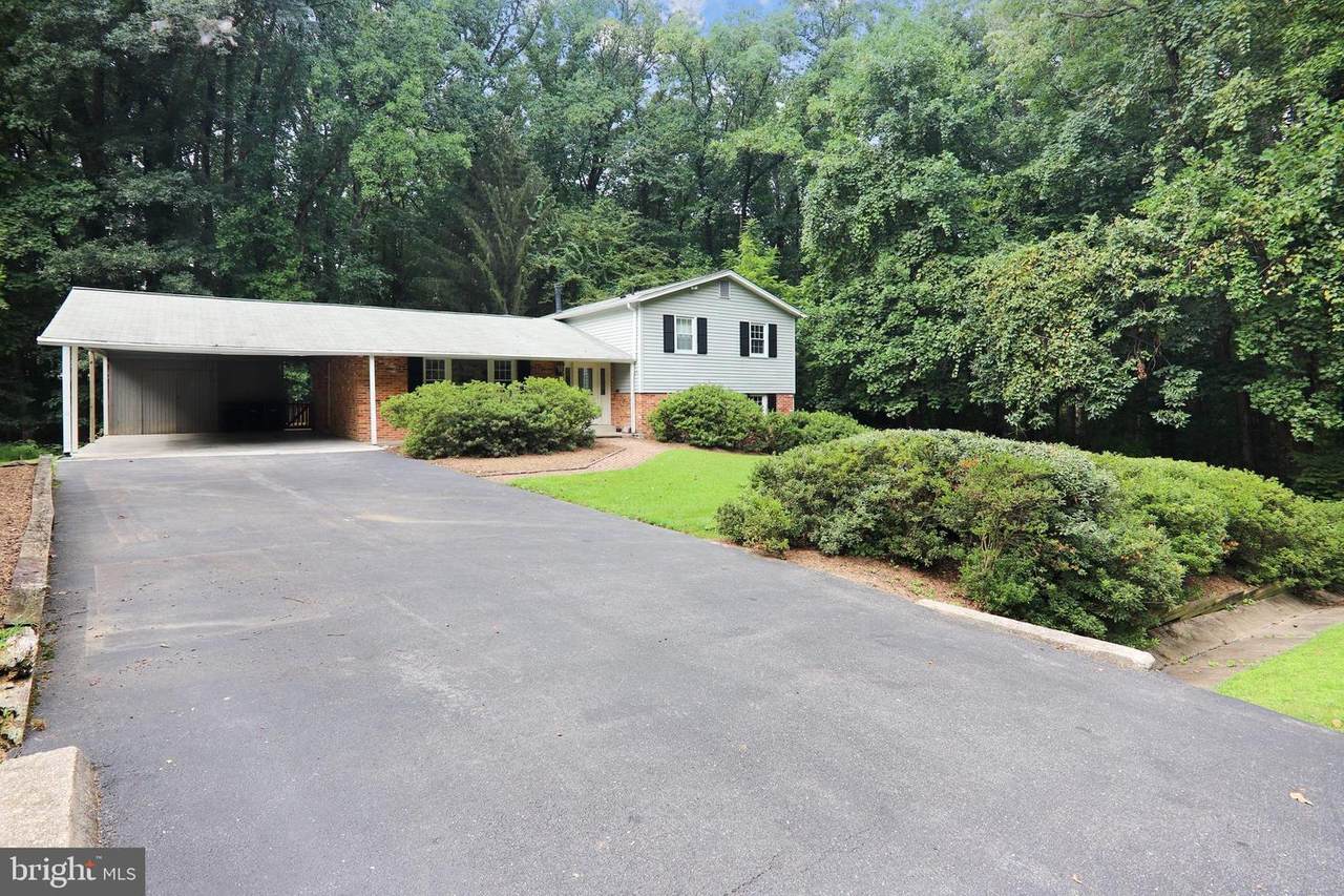 16120 Malcolm Drive - Photo 1