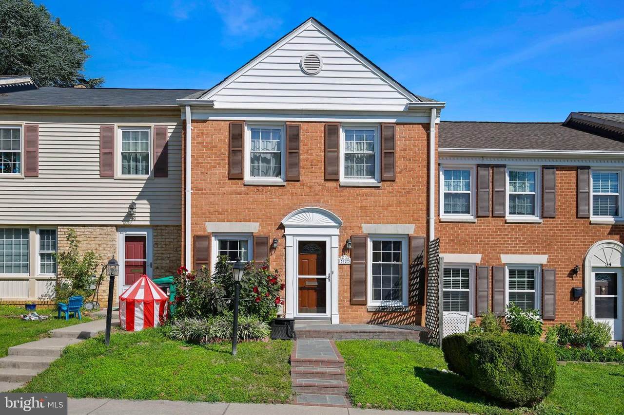 32 Landsend Drive - Photo 1