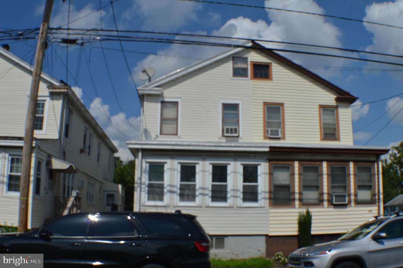 2334 Clinton - Photo 1