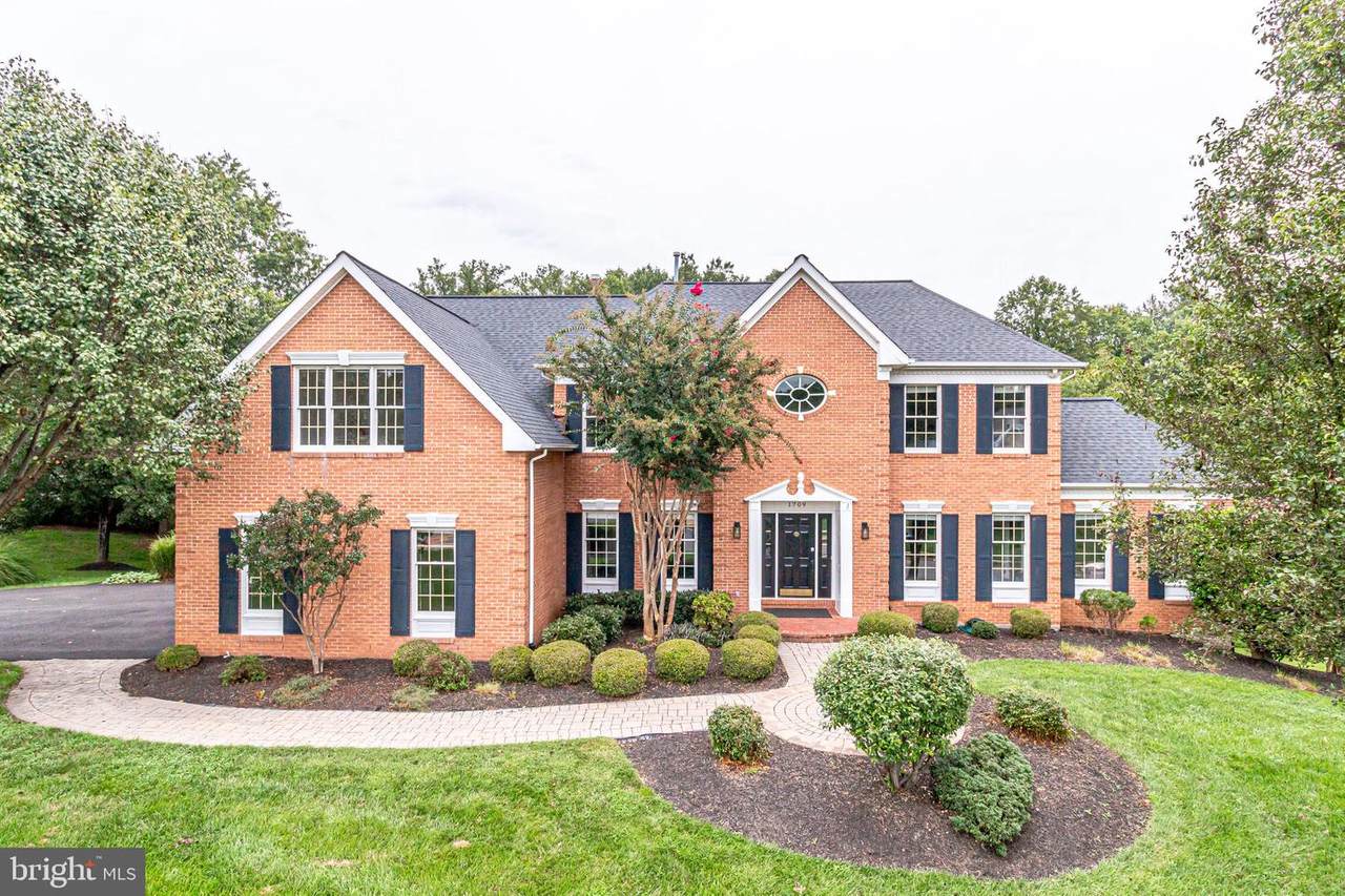 1709 Raleigh Hill Road - Photo 1