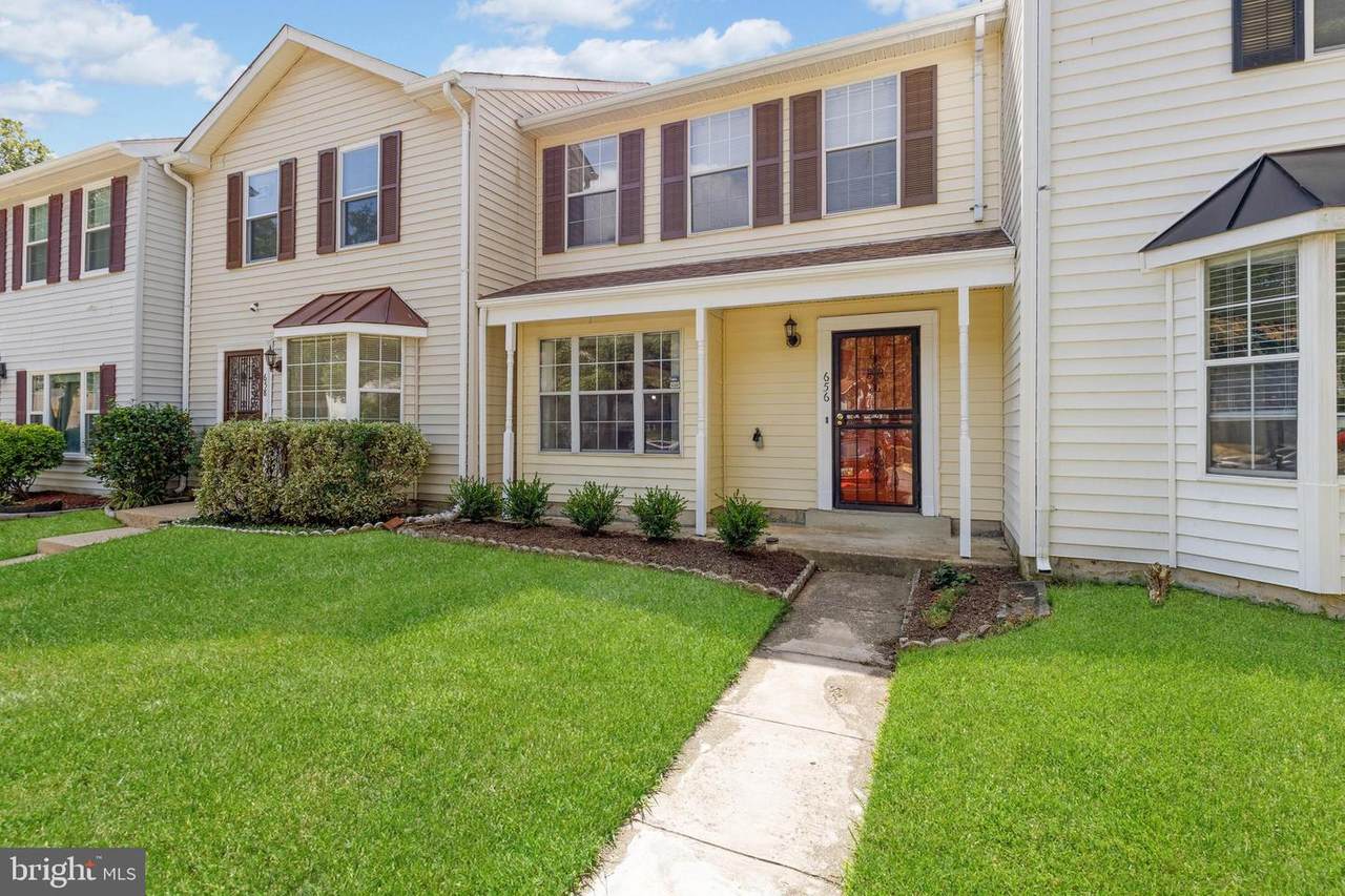 656 Mount Lubentia Court - Photo 1