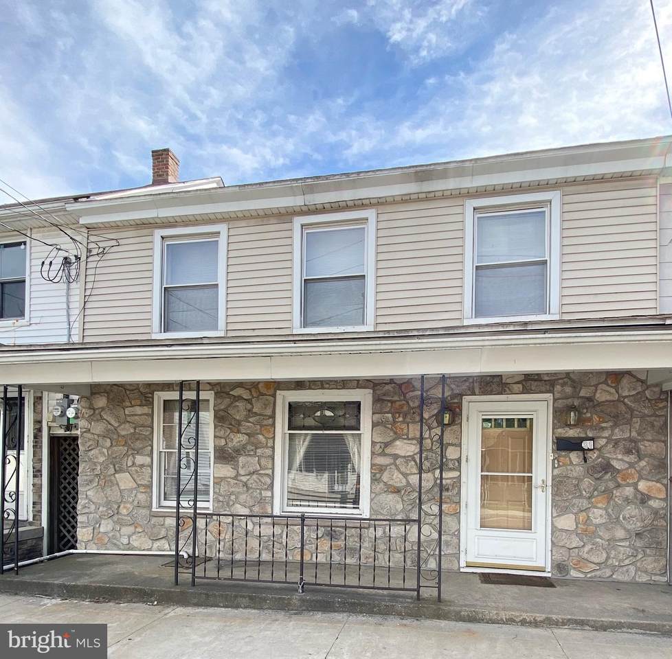 31 Spring Street - Photo 1