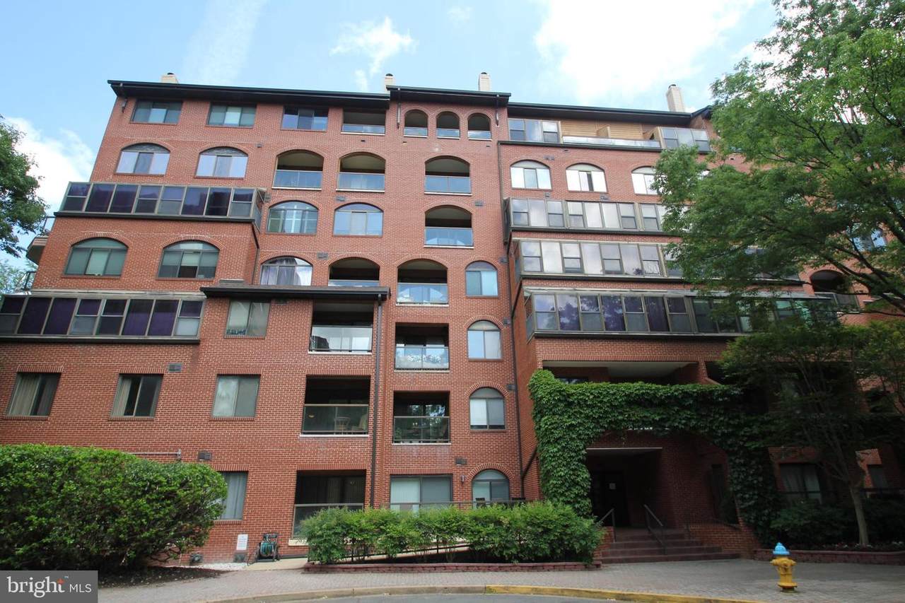 1029 Stuart Street - Photo 1