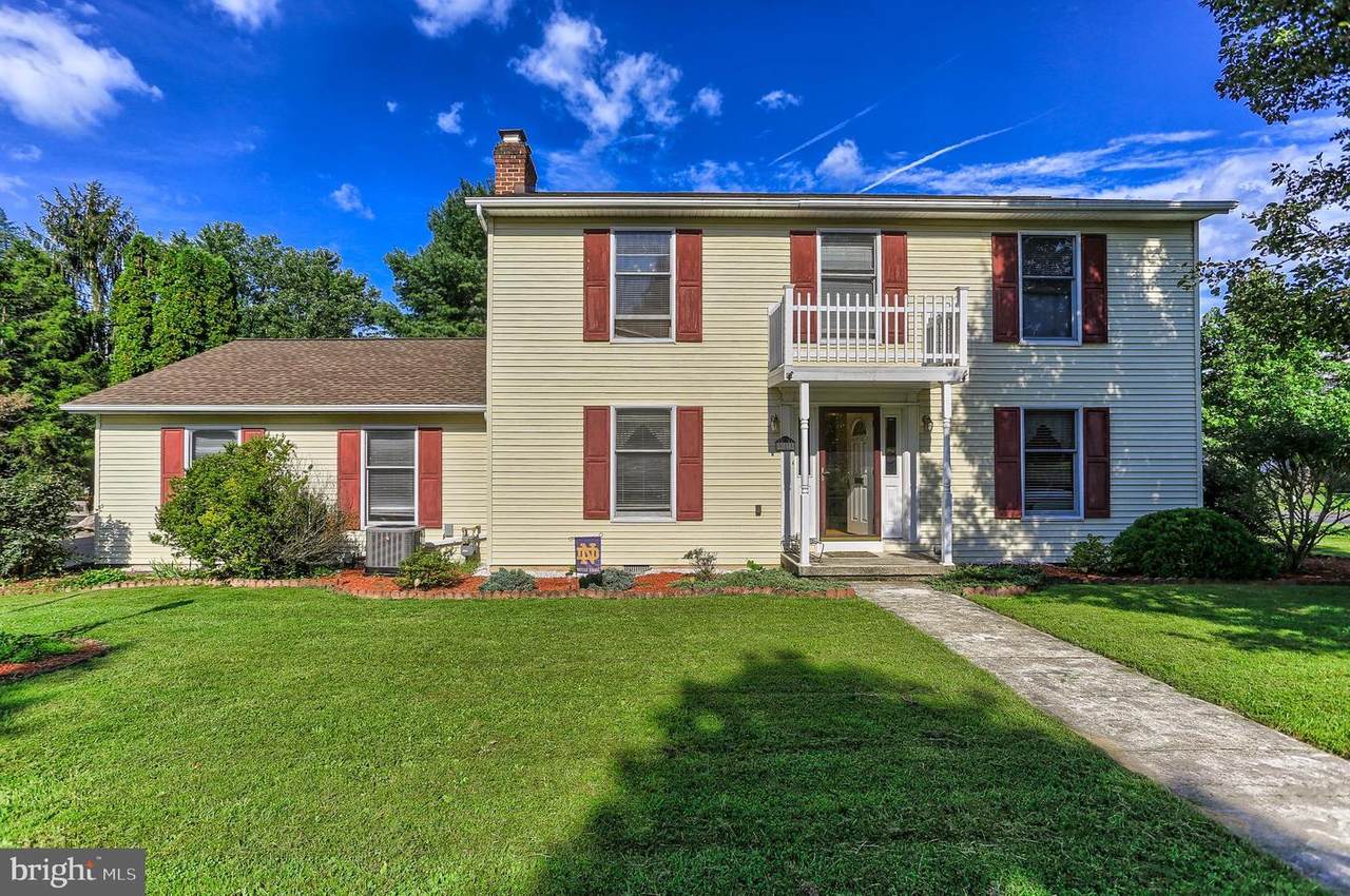 903 Sunset Avenue - Photo 1