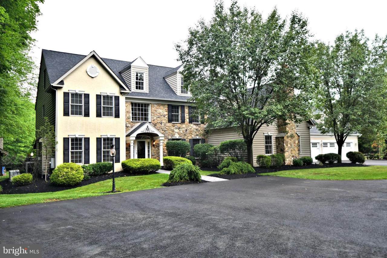 622 Cedar Hill Road - Photo 1