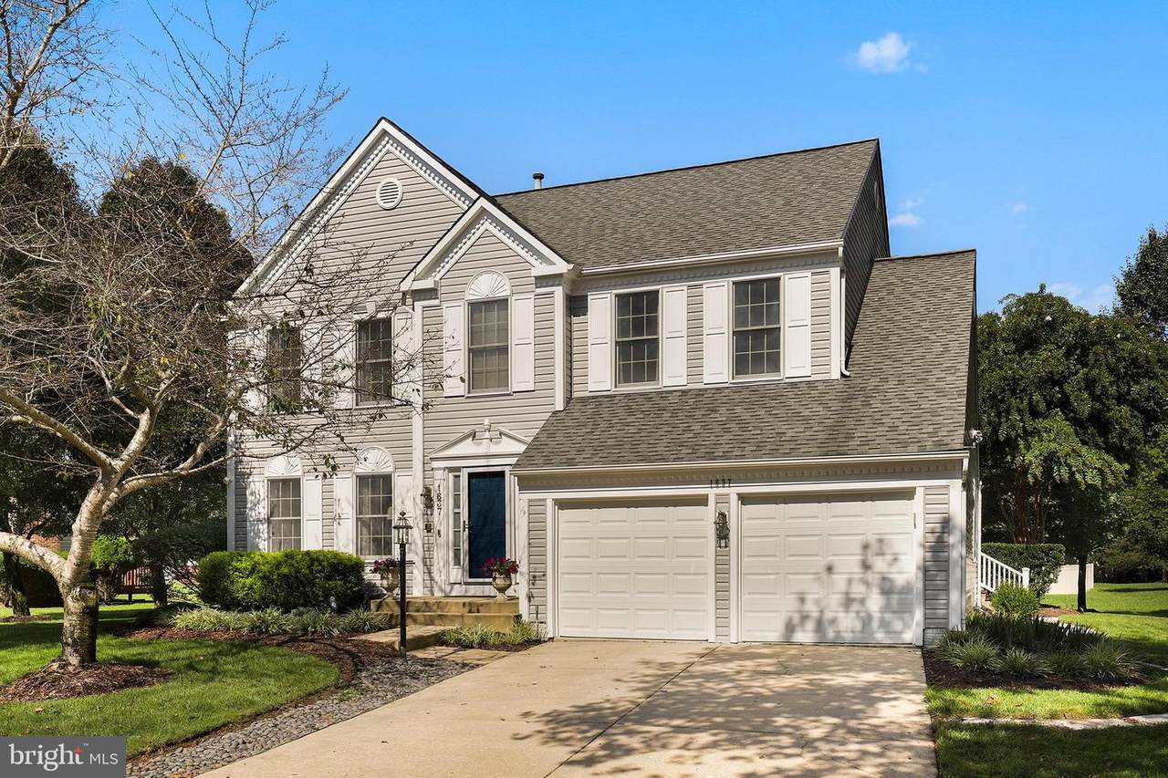 1637 Catherine Fran Drive - Photo 1
